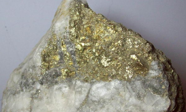 Refractory gold ore.jpg